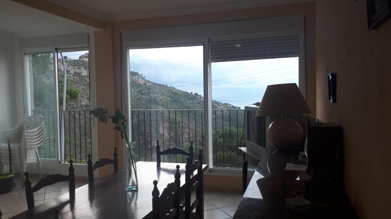 Apartamentos Christina Benicassim Bagian luar foto