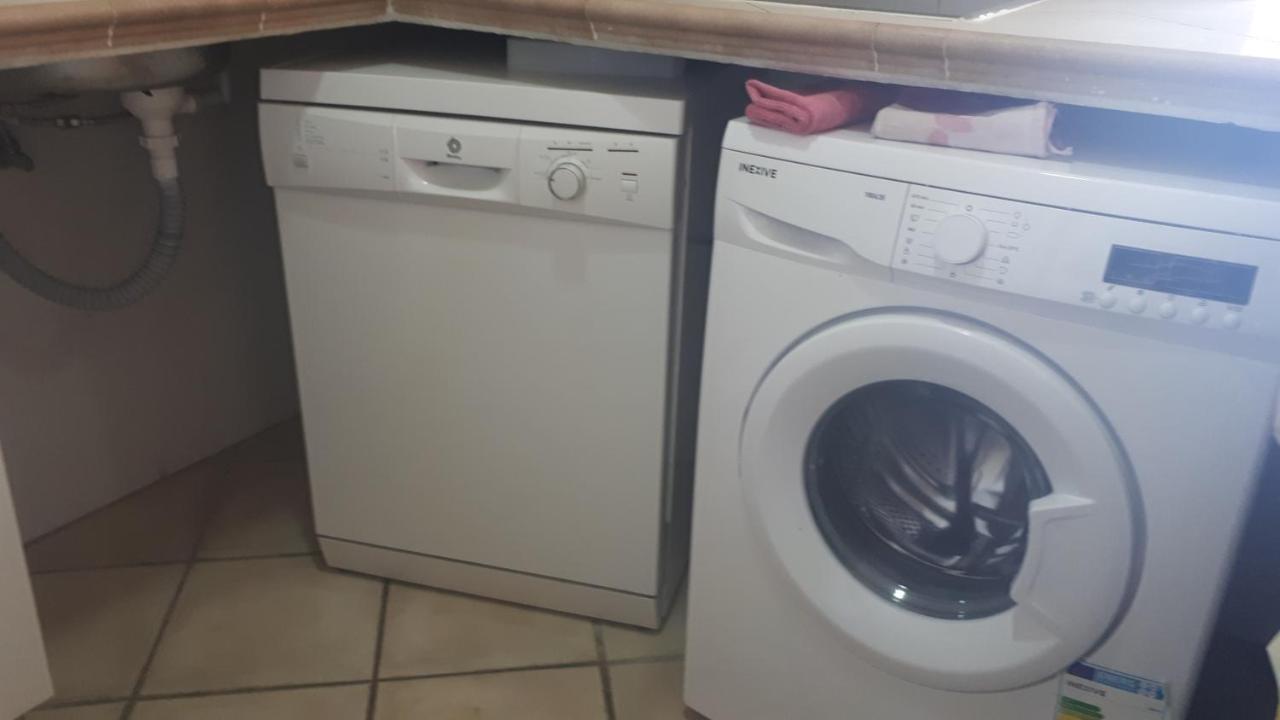 Apartamentos Christina Benicassim Bagian luar foto